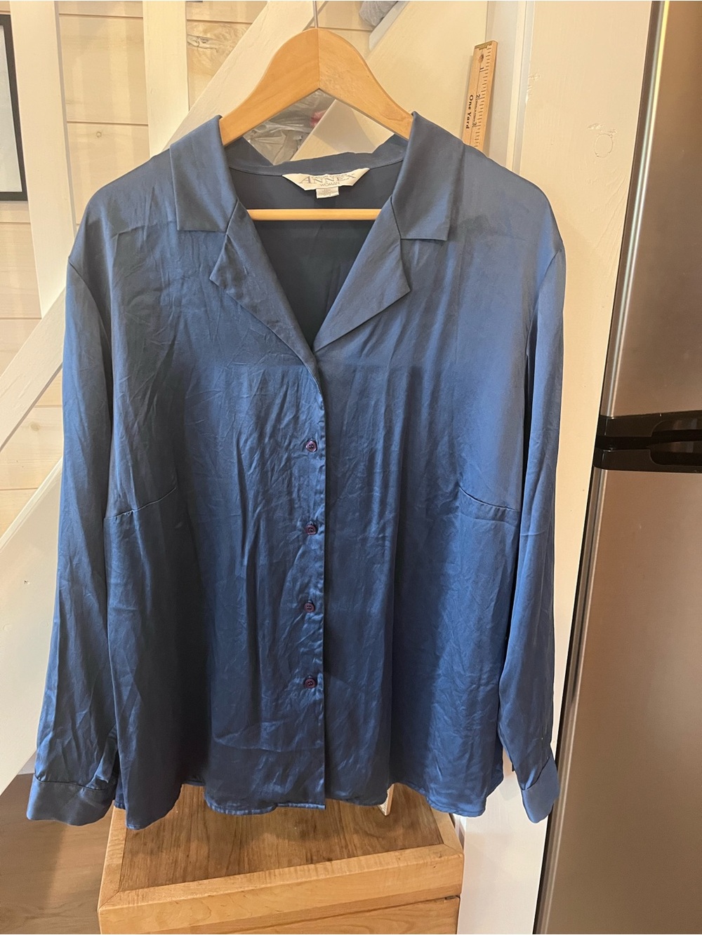 Casual Corner Deep Navy 100% Silk Button-Down Blouse